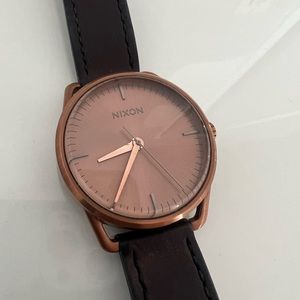 Nixon Kensington Leather
